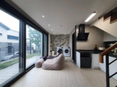 Jeju City Aewol Night Sky Sea Nature (Vaness) Townhouse [Duplex Resort]