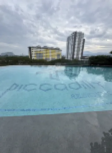 Piccadilly Greentown by Jun Residence