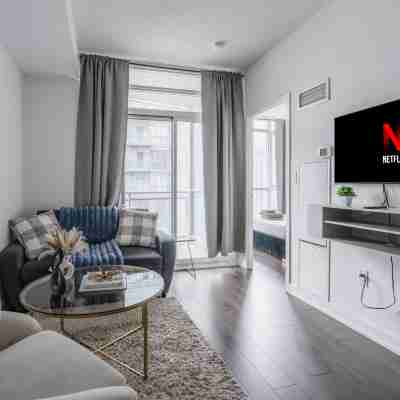 Downtown Toronto luxury condos Rooms