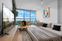 Luxury River View Apartments Brisbane CBD - Queens Wharf