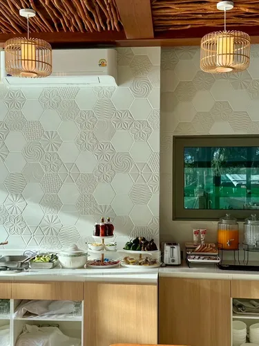 รูปภาพของSunrio Beach Hotel Sichon