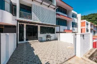 3 Storey Heritage House | Nearby Miami Beach - Villas