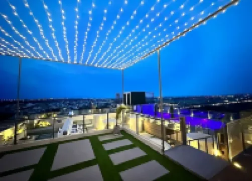 The Skyluxe