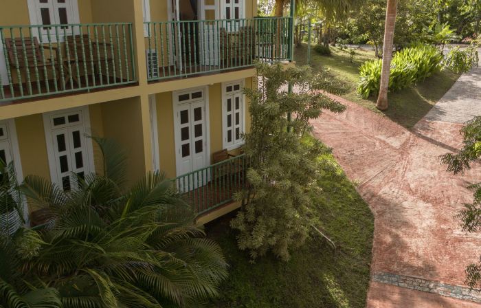 Oasis Hotel