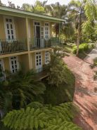 Oasis Hotel