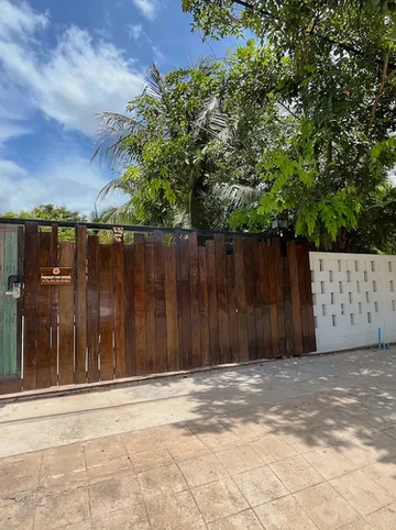 รูปภาพของPhimai Pond House