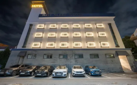 Just Sleep Hotel Incheon Songdo Branch Отели рядом с достопримечательностью «The Memorial Hall for Incheon Landing Operation»