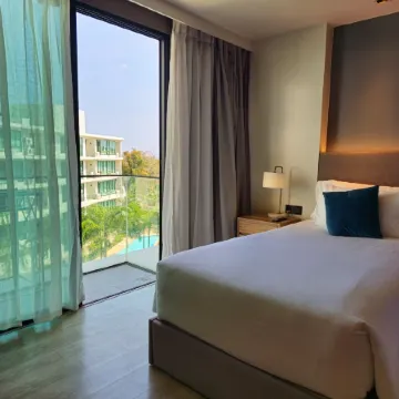 Super Studio La Vita, 2 pools