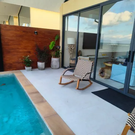 Sarana Beach Front Villas