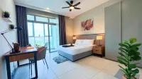 Dorsett Waterfront Subang Lake View Suite