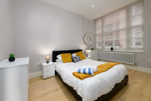 Spacious 3 Bedrooms in Cardiff Bay w/ Parking