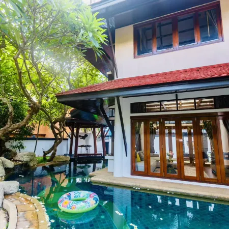 Darawadi Near beach 4BR Swimming pool