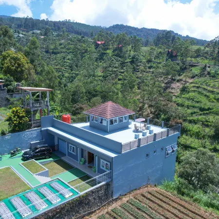 4 BR Villa Casa De Valley View Lembang with Billiard, Karaoke & Mountain View