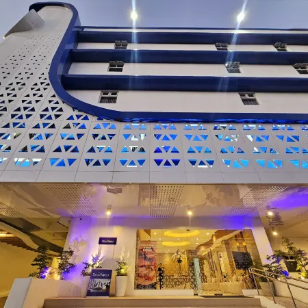 Vibrant Hotel