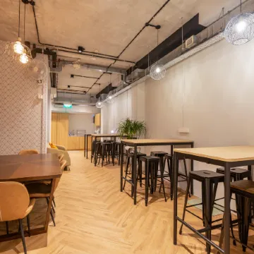 Bluewaters Female-Only Hostel Отели рядом с достопримечательностью «Марина-Бэй»