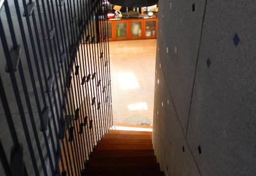 3. 드 후에 스페이..