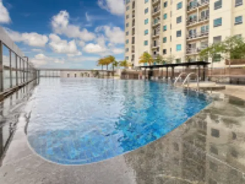 Strategic MTH Square Apt 1BR w/ Pool & Gym