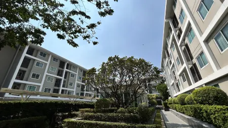 Peaceful Stay @MT Khlong Luang Отели рядом с достопримечательностью «Rajamangala University of Technology»