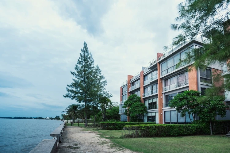 รูปภาพของSandbox Beachfront Villa 1 (3BR-Max14 guests)