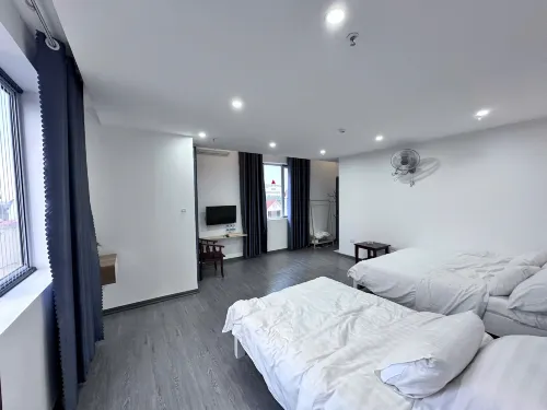 Diamond Hotel Van Giang Hung Yen - parking
