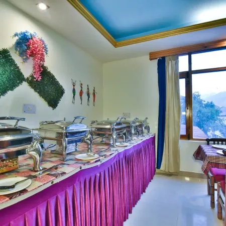 Hotel Mukund Palace