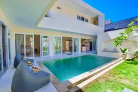 Luxury 3 Bed Pool Villa in Paradise