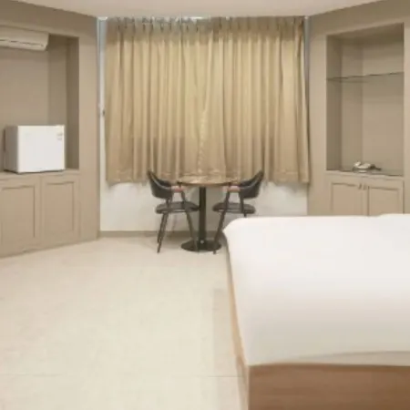 Venetian Cheonan hotel