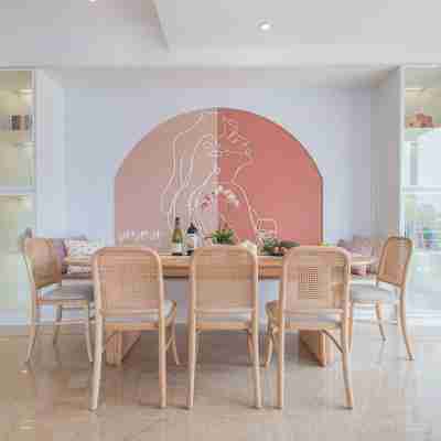 Penthouse Hermes, KLCC Dining/Meeting Rooms