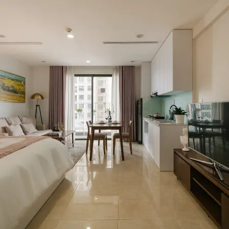 TRUNG HOME - Vinhomes D'Capitale Apartment I Hanoi Centre Отели рядом с достопримечательностью «Университет Естествознания»