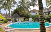 Ascot Watamu Resort - Strand