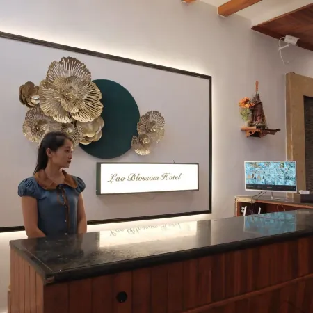 Lao Blossom Boutique Hotel Отели рядом с достопримечательностью «Ват Ахам»