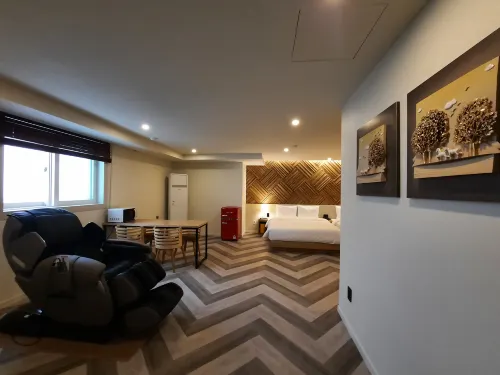 HOTEL REIN - โมเทล