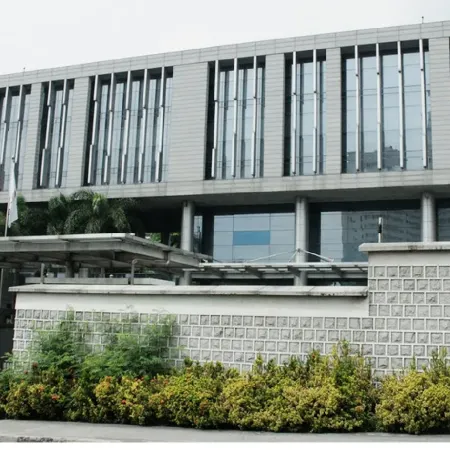 Mckinley City Central Stay Apartments Отели рядом с достопримечательностью «Корейское посольство»