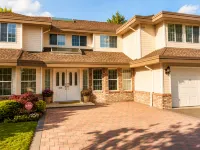 Centrally Located Quiet & Bright Suite