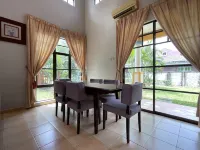 A'Famosa Villa with private pool D'Lagos by BeeStay - maisons de vacances