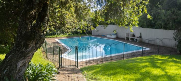 Fern Forest Serene 1 Bed Get-a-way Suite . Long Stays Welcome Hotels in Randburg