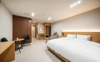 Mokpo Brown-dot Hotel Namak Branch
