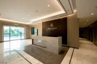 Paradigm Residences 1 BR, above Paradigm Mall ,up to 5 Person