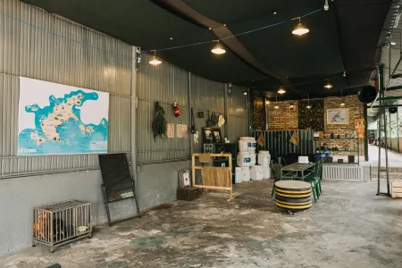 The snail haven pub and stay Отели рядом с достопримечательностью «Пуло-Кондор»