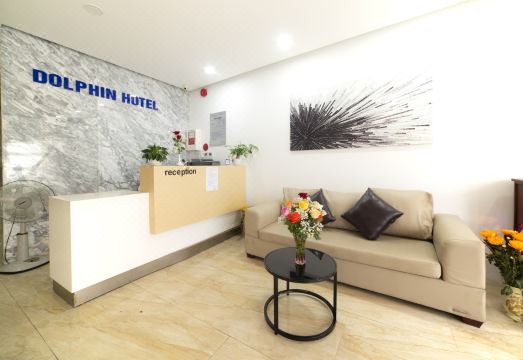 돌핀 호텔 나트랑 현대적인 로비