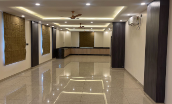 Hotel Surbhi Grant By Gazebo