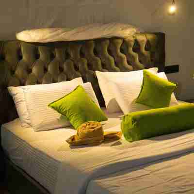 Tunnel Top Inn Ella Rooms