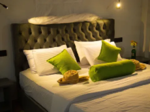 トンネル トップ イン エラ エッラのホテル