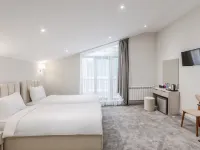 Novo Sky Boutique Hotels near Nizami St