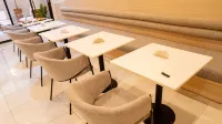 Kadiss Hotel - breakfast