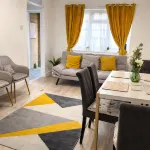 3BR House near South Wimbledon - Parking + Garden