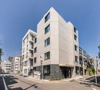 Mi-Hotel Itabashi -  Direct to  Shinjuku & Ikebukuro