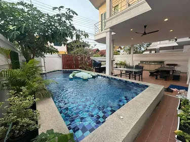 รูปภาพของTagvilla SukSabai Villa in Pattaya (5 Bedroom)
