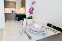 Full Burj Khalifa & Fountain View | Living & Bed