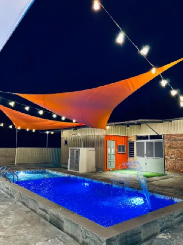 The Rina Homestay• Private Pool • Karaoke • BBQ Hotels near Blue Lagoon